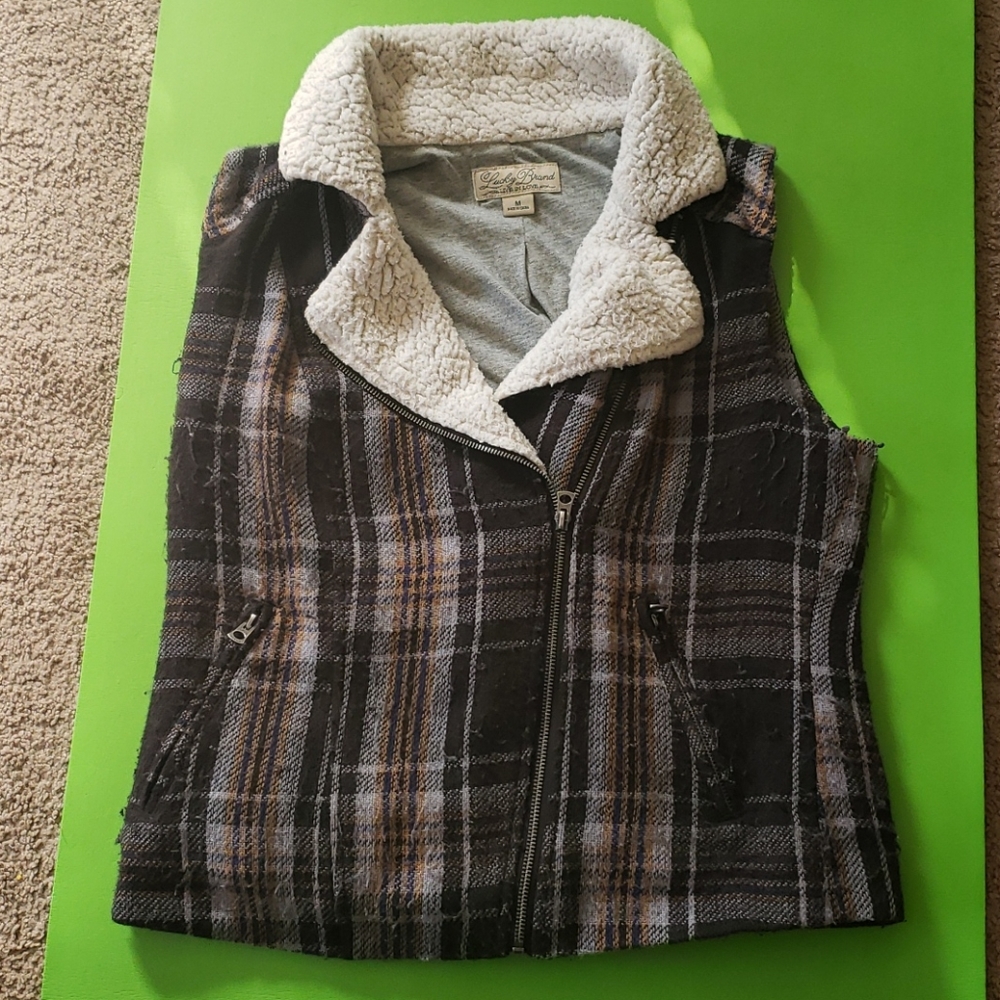 Lucky Brand size M Sherpa plaid vest